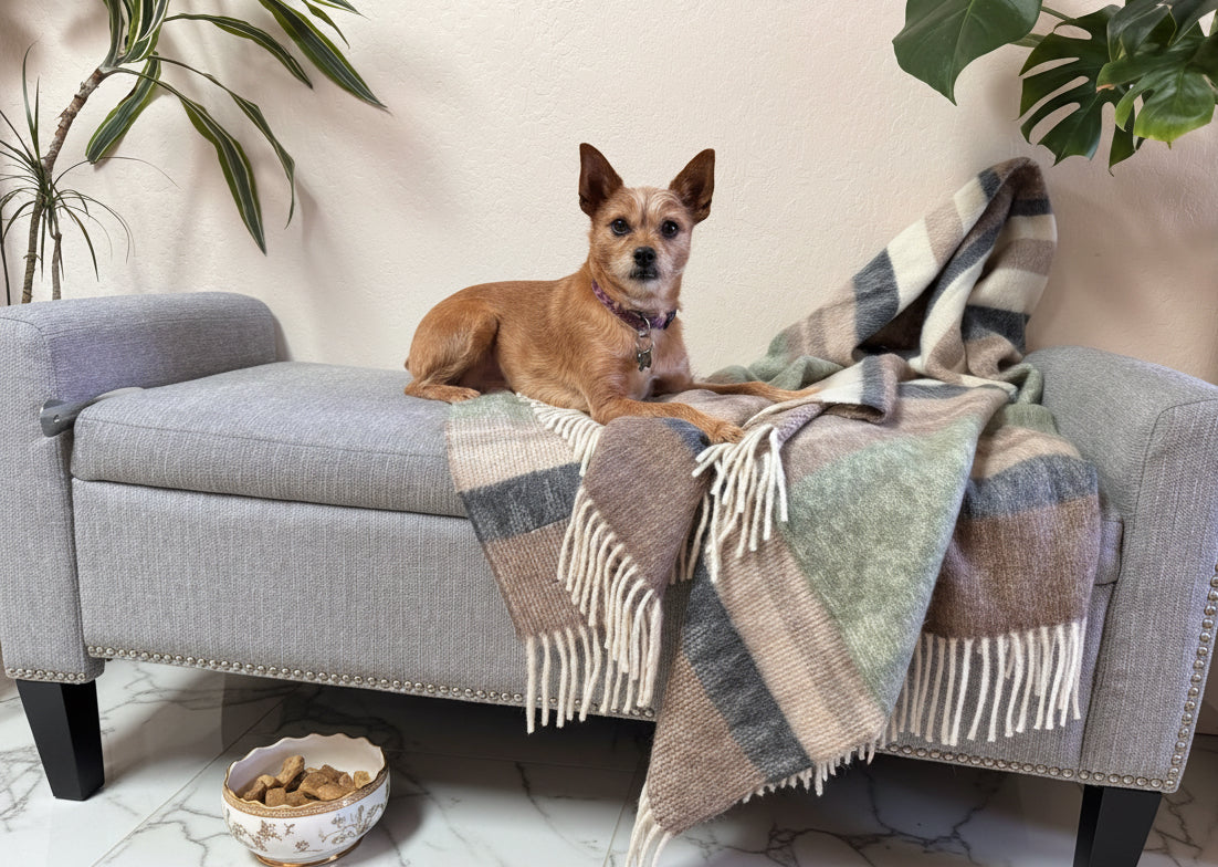Cherokee Throw - Parsley
