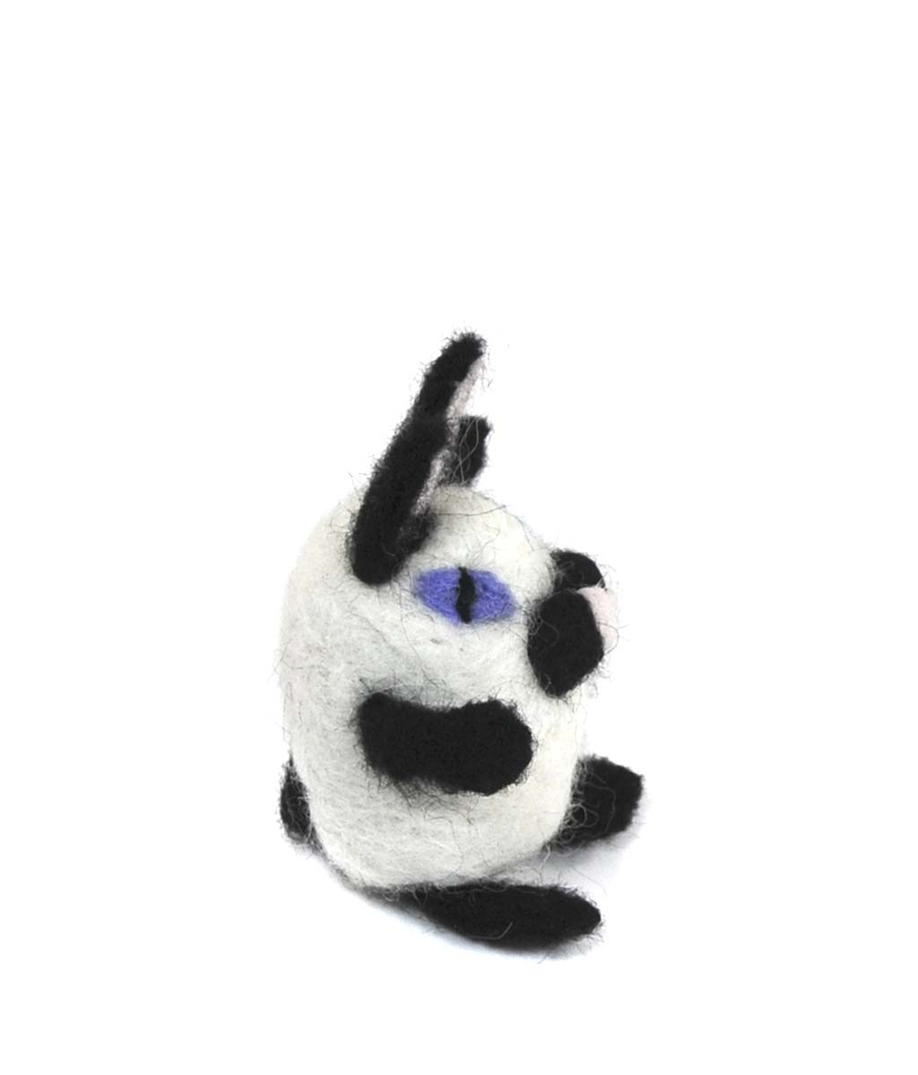 Botero Cat - Lanart Alpaca