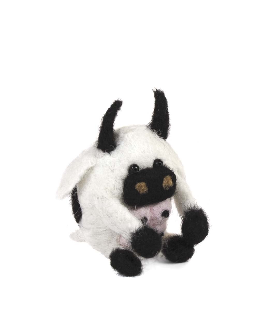 Botero Cow - Lanart Alpaca