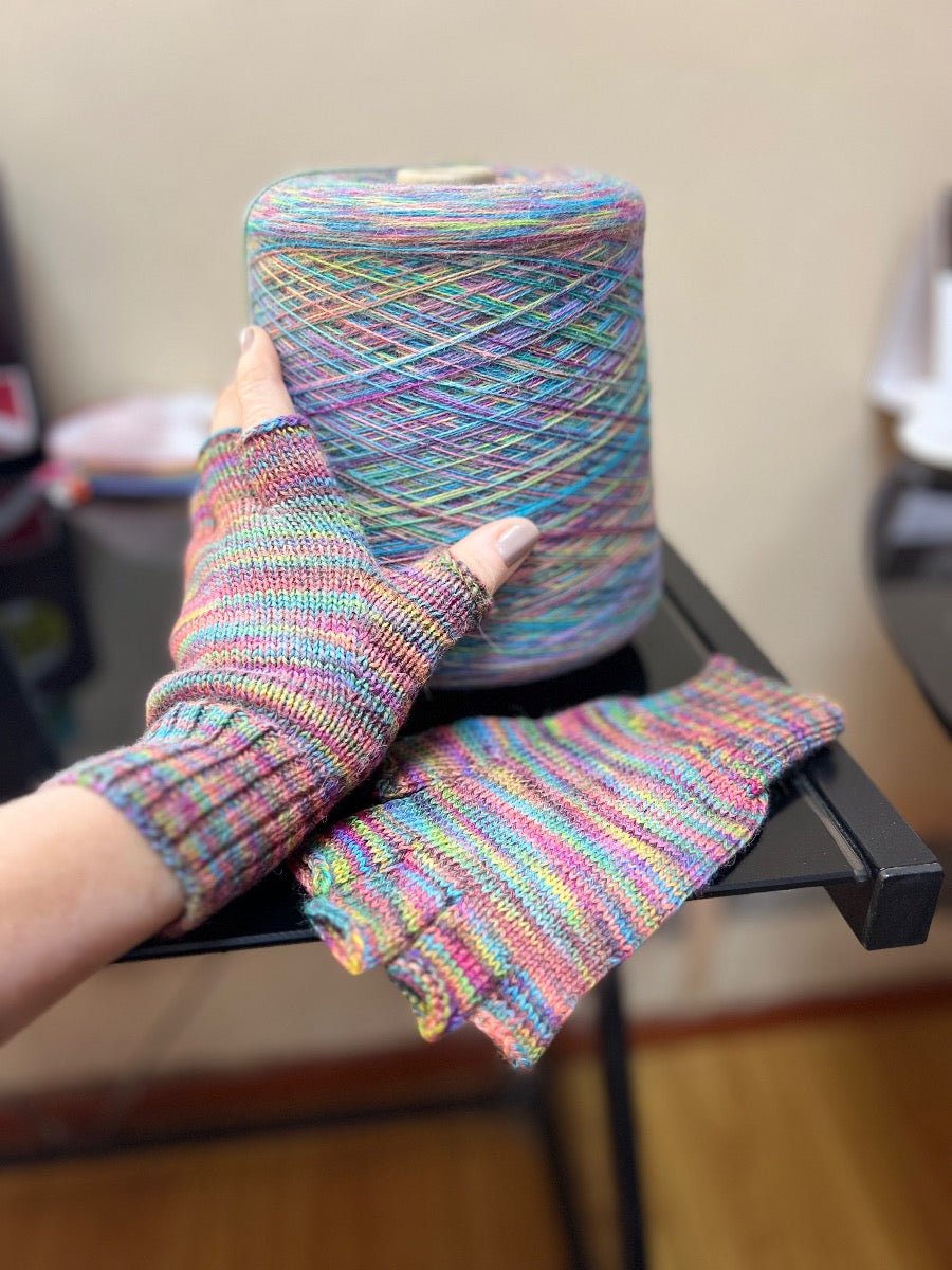 Royan Mid Finger Gloves - Lanart Alpaca