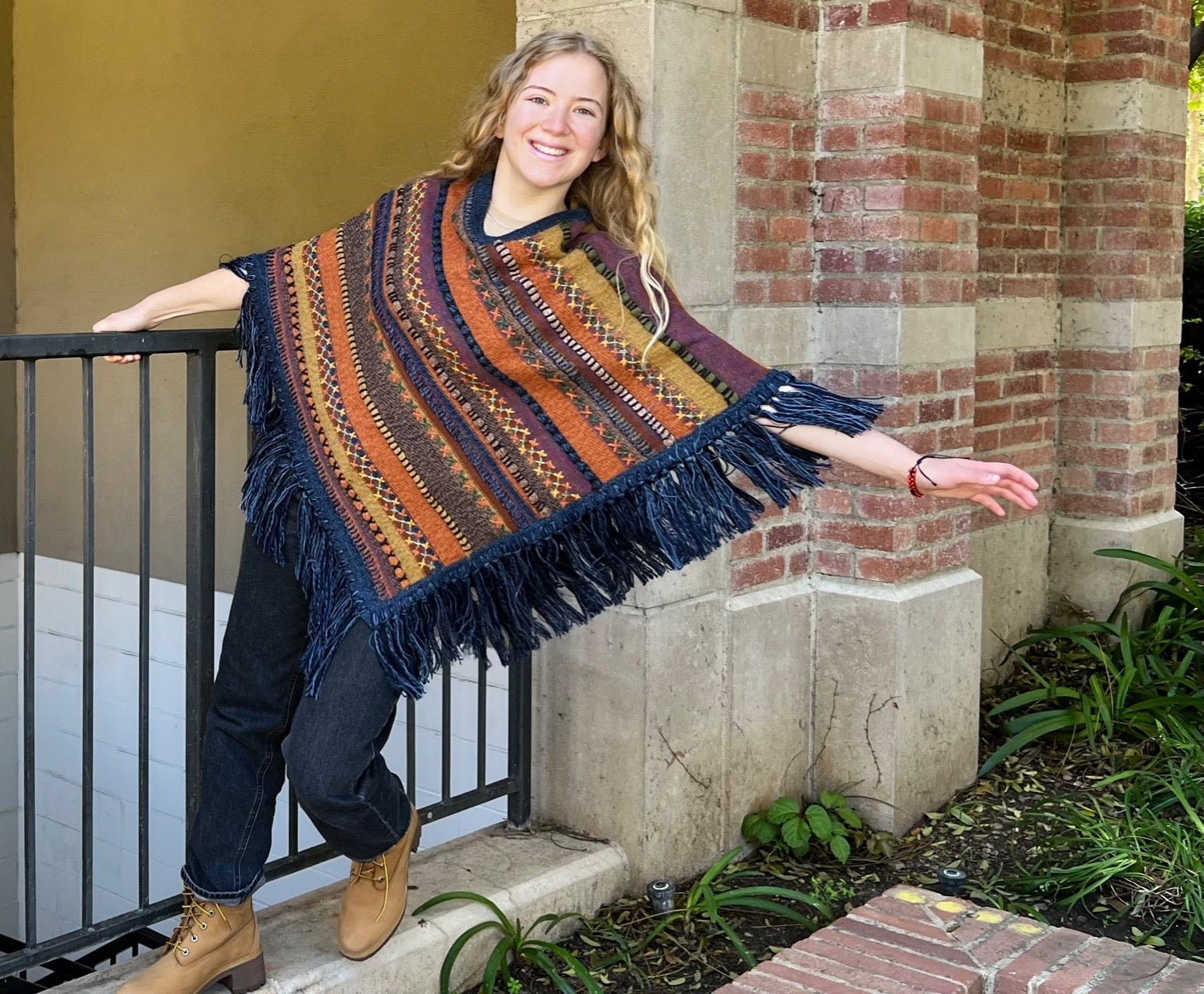 Tapestry Weave Poncho - Lanart Alpaca