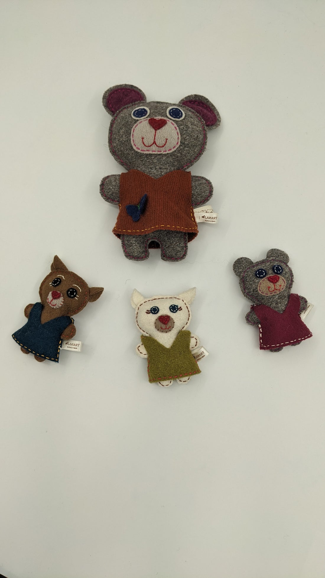 Animal Friend Doll: Bear &amp; Cubs SAMPLE