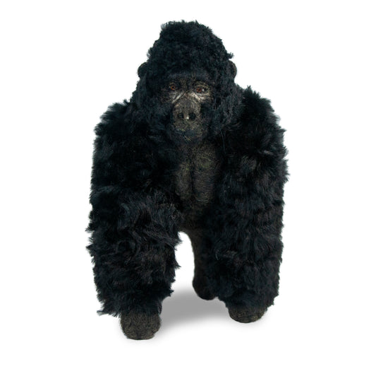 Grand Silverback Gorilla Showpiece