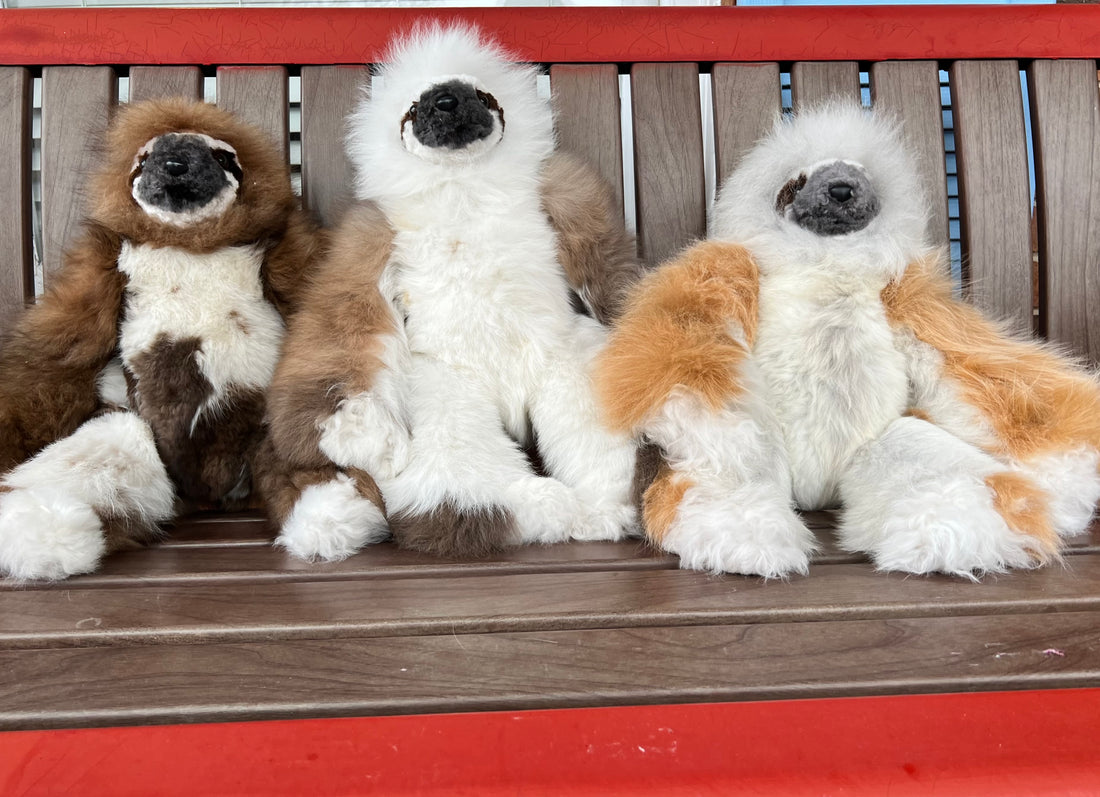 Sloth: Alpaca Fur Pal 18"