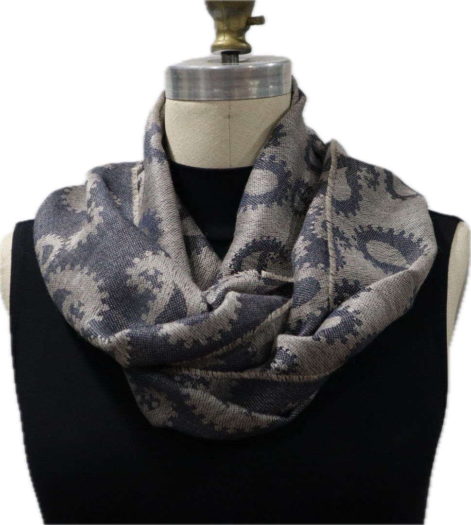 Classic Paisley Scarf: Black and White