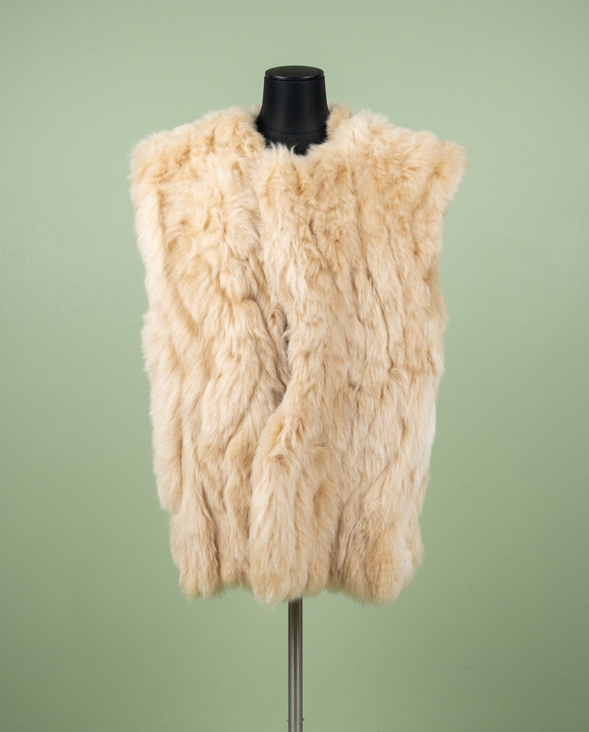 Fur Vest Solid Color — Studio