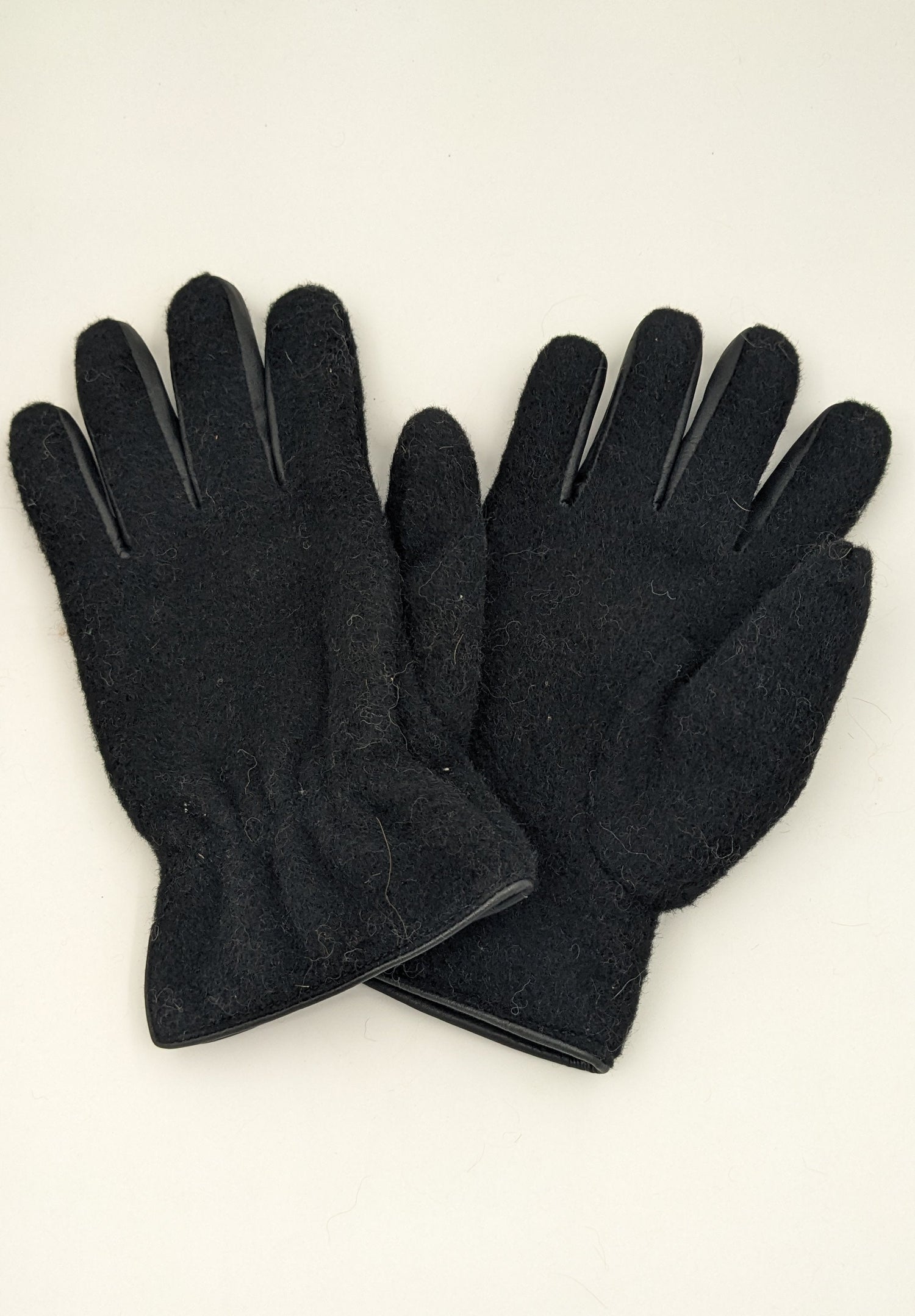 Assorted Fun Gloves — Studio