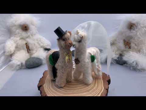 Bride &amp; Groom Set - Lanart Alpaca perfect wedding gift