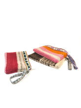 Medium Tapestry Wristlet Bag - Lanart Alpaca