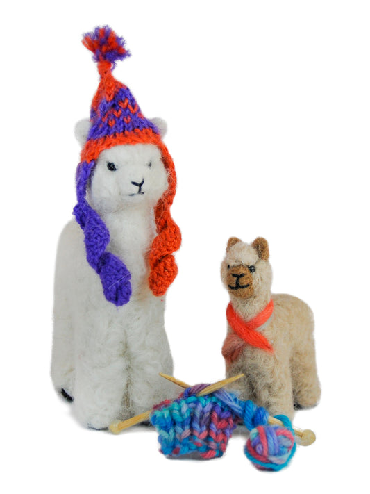 Crafting Cuties: Knitting Alpacas