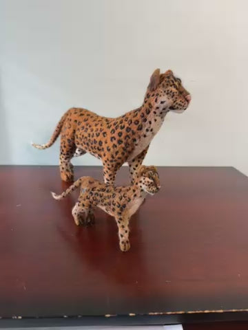 Grand Cheeta Showpiece