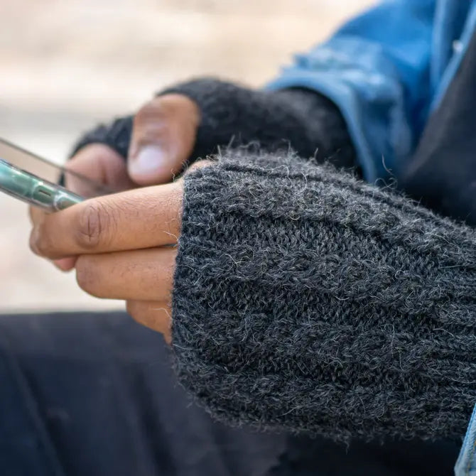 Fingerless Quad Cable Knit Alpaca Gloves